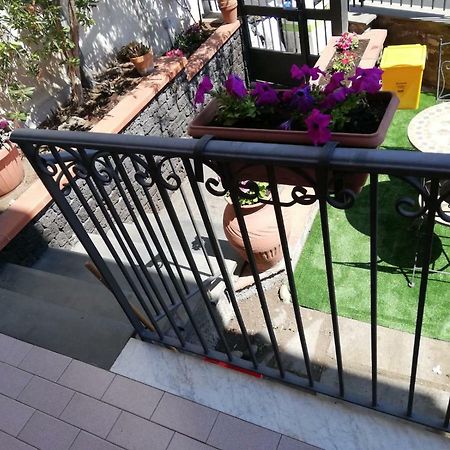 B & B Amici Dell'Etna Nicolosi Dış mekan fotoğraf