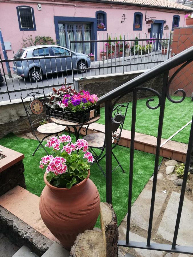B & B Amici Dell'Etna Nicolosi Dış mekan fotoğraf